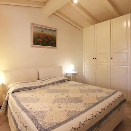 Villa Niccolo By Interhome