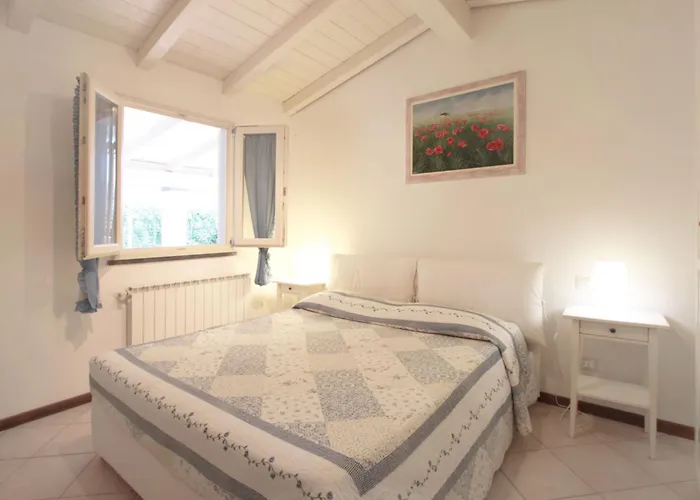 Niccolo By Interhome * פורטה דיי מארמי